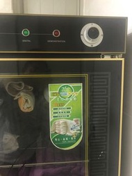 毛巾消毒櫃