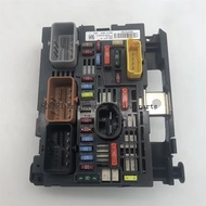 9809742780 9675877980 Engine Fuse Box Assembly BSM R01 R18 R02 R19 Models For Peugeot 3008 407 Citro