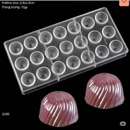 2140 - Twisted round chocolate bonbon mold 11gr