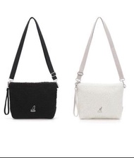 Kangol粒粒毛毛小方包