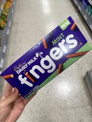英國🇬🇧Cadbury 吉百利 Mint Fingers 125g 薄荷朱古力 薄朱 朱古力 黑朱古力 朱古力餅乾