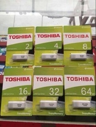 (G) Flashdisk Toshiba 2GB Packing Hijau/ USB 2GB Toshiba