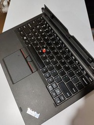 Lenovo TP00065K1 是 ThinkPad Helix Ultrabook Pro 鍵盤底座（適用於第二代 ThinkPad Helix 2 合 1 筆電／平板）