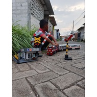 CC201 RnB Locomotive + 2 carriages + 1 door barrier + 1 signal light + 1 post Jpl - Wooden Train Min