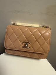 Chanel mini trendy woc