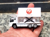 Xe mô hình Tomica (CH) - Xe Tải Japan AirLines màu trắng kéo được thùng xe rất đẹp giá rẻ cho bé hay
