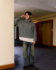 พร้อมส่ง  SAC.BKK  สเวตเตอร์ไหมพรม ดีไซน์คอถ่วง OVERSIZE  รุ่น LOOSE HIGH NECK SWEATER