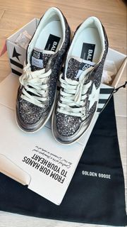 Golden Goose 星星閃石波鞋