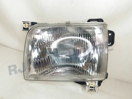 RJ ไฟหน้า นิสสัน ฟรอนเทียร์ ปี 1998-1999 (ตาลึก) **ได้รับสินค้า 1 ชิ้น** สินค้าตรงรุ่นรถยนต์ เสื้