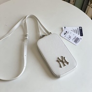 MLB PU皮手機包(內有卡位，連牌)