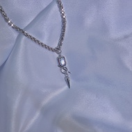 toggle bar cubic triangle ball choker necklace