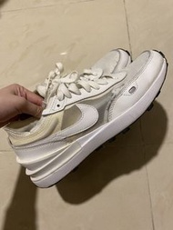 Nike waffle one