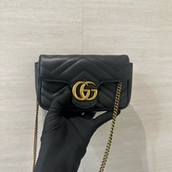 Gucci 黑牛皮霧金釦Marmont Super Mini鏈條斜背包476433