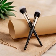 GEMOCO Blush Brush – Soft, Convenient Bristle Blush Brush