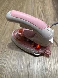 Hello Kitty 迷你蒸氣兩用熨斗 二手迷你電熨斗 迷你型熨斗 掌上型熨斗 電熨斗 小熨斗