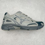 Mizuno Racer S