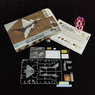 Warhead Studio รุ่นต้นฉบับ WSA144008 J-10C 1/144 พร้อมฐานจราจร PL-17 2 ชิ้น อุปกรณ์เสริมสำหรับผู้เล่