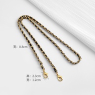 กระเป๋าคาดเอวแบบปรับแต่งได้พร้อมสายโซ่สำหรับกระเป๋าสะพายไหล่แบบ Chanel Mini เข้าชุดกับกระเป๋าหนังแบบ