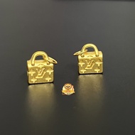 จี้กระเป๋าหลุยส์ ทองคำแท้ 99.9 น้ำหนัก 0.23-0.25 กรัม มีใบรับประกันทองแท้