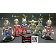 Ultraman figures ( J Store )