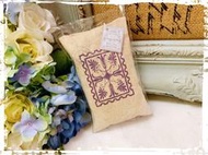 ＊ 阿布捲捲鄉村雜貨 ＊法國 amor perfume 戀愛香氛天然精油麻布香氛包 芳香包 - 薰衣草