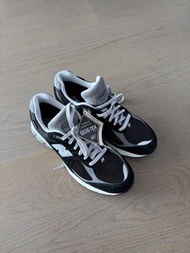 New Balance 2002R GORE-TEX 黑魂