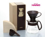 【日本 HARIO 咖啡濾器組合】V60 同色系紀念款 VDS-3012CBR (棕) 陶瓷濾杯+耐熱玻璃壺+濾紙