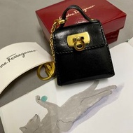 Ferragamo 迷你博物館包掛飾-黑色