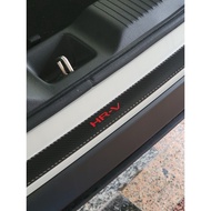 HONDA HRV 3代【後保桿卡夢保護貼】3M 不殘膠 車貼專用膠膜 改裝配件