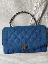 100% Authentic Chanel Vintage Diana 25cm Cloth in Blue/ Denim 黛妃包