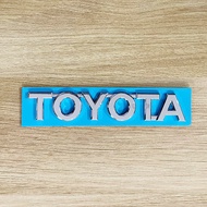 Logo TOYOTA - Màu Bạc - Loại Lớn cho các dòng xe hơi - oto TOYOTA CAMRY