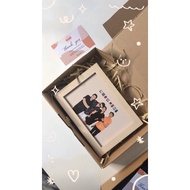 Photo frame illustration single/couple/group