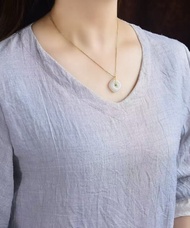 和田玉18K金四方平安扣吊墜 雕工精緻 上身簡單大方