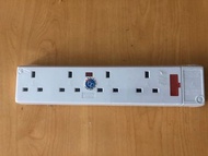 [全新] 香港品牌 豐葉牌 四位拖板 (自行配電線)