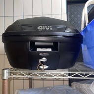 二手/GIVI B37 行李箱 後箱 漢堡箱 後置物箱 九成新