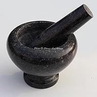 Stones And Homes Indian Black Mortar and Pestle Set Big Bowl Granite Pill Crusher Herbs Spice Grinder for Home and Kitchen 5 Inch Polished Robust Round Stone Molcajete Herbs Spices - (13 x 8 cm)