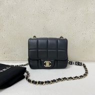Chanel 23C Flap Bag 黑白骰子 方胖子