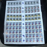 版票 英女皇媽媽 英皇太后各時代之生活剪影紀念 郵票內有現任英皇查理斯及威廉威爾斯親王 香港紀念郵票 1985 品相如圖 冇黃 共4版