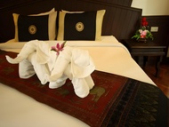 ใบหยกชาเล่ต์ (Baiyoke Chalet)