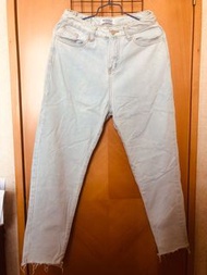 淺藍牛仔褲 size M適合腰27 腰圍13.5褲長37吋