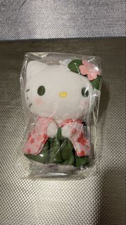 Sanrio 日本正版Hello Kitty 和服公仔