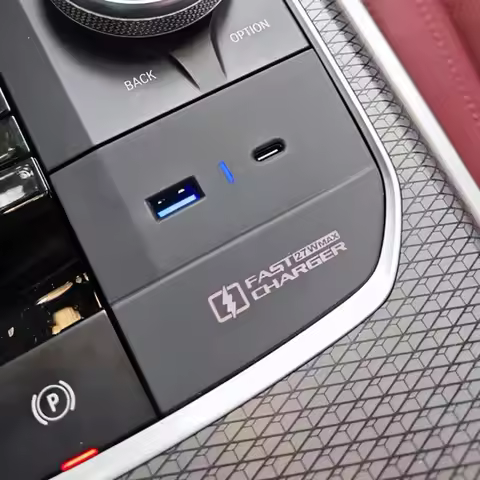 27W Car USB type charger fast phone charger gear shift charging holder panel trim for BMW G42 G20 G2