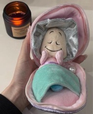 全新帶牌🎀上海迪士尼 生蠔bb公仔款 有拉鏈 可開合 牡蠣寶寶 生蠔 愛麗絲 迪士尼 Disney Alice in wonderland 愛麗絲夢遊仙景 愛麗絲盲盒  愛麗絲扭蛋 妙妙貓 生蠔bb 
