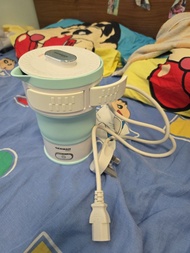 German 摺疊式電熱水壺