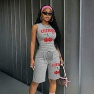 Women's Gray Summer Streetwear Cherry Graphic Vest & Wide-Leg Shorts 2 Pieces Set,City Break Casual 