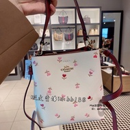 brand new COACH, the COACH handbag valentine's love of limited bucket bag COACH, the single shoulder bag pack 2811