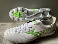 Mizuno Morelia Neo IV Pro