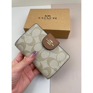 💯 Original 🇲🇾 Coach Corner Zip Wallet C0082 (White Brown)