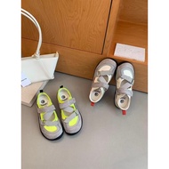 Z18-959 COMIC cross-strap shoes