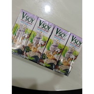 V-SOY NO SUGAR ADDED/MULTIGRAIN SOYA BEAN MILK 200ML x 4 PACKET **WITH FREE Gift 9